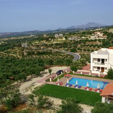 Laga With Pool, 300m To Taverns, Childrens Area, Bbq! Vila Kirianna